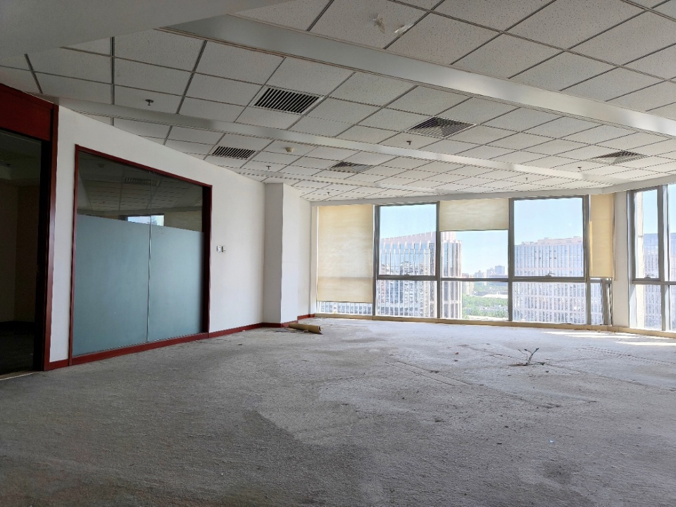 西海国际1706-1713，6米挑高前厅