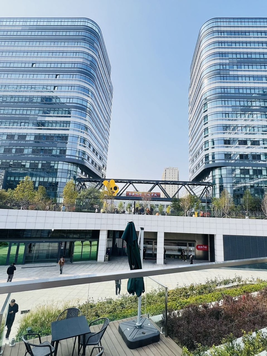 独栋办公+会所 1146㎡ 三面朝阳 独立电梯