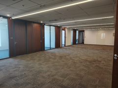 金唐中心整层1893平地铁上盖带装修 - 缩略图 19