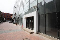 朝阳路现房 586平 遗留装修 南北朝向 6个隔间 - 缩略图 3