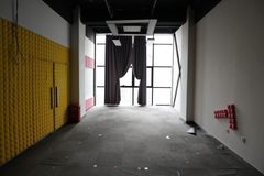 朝阳路现房 586平 遗留装修 南北朝向 6个隔间 - 缩略图 11