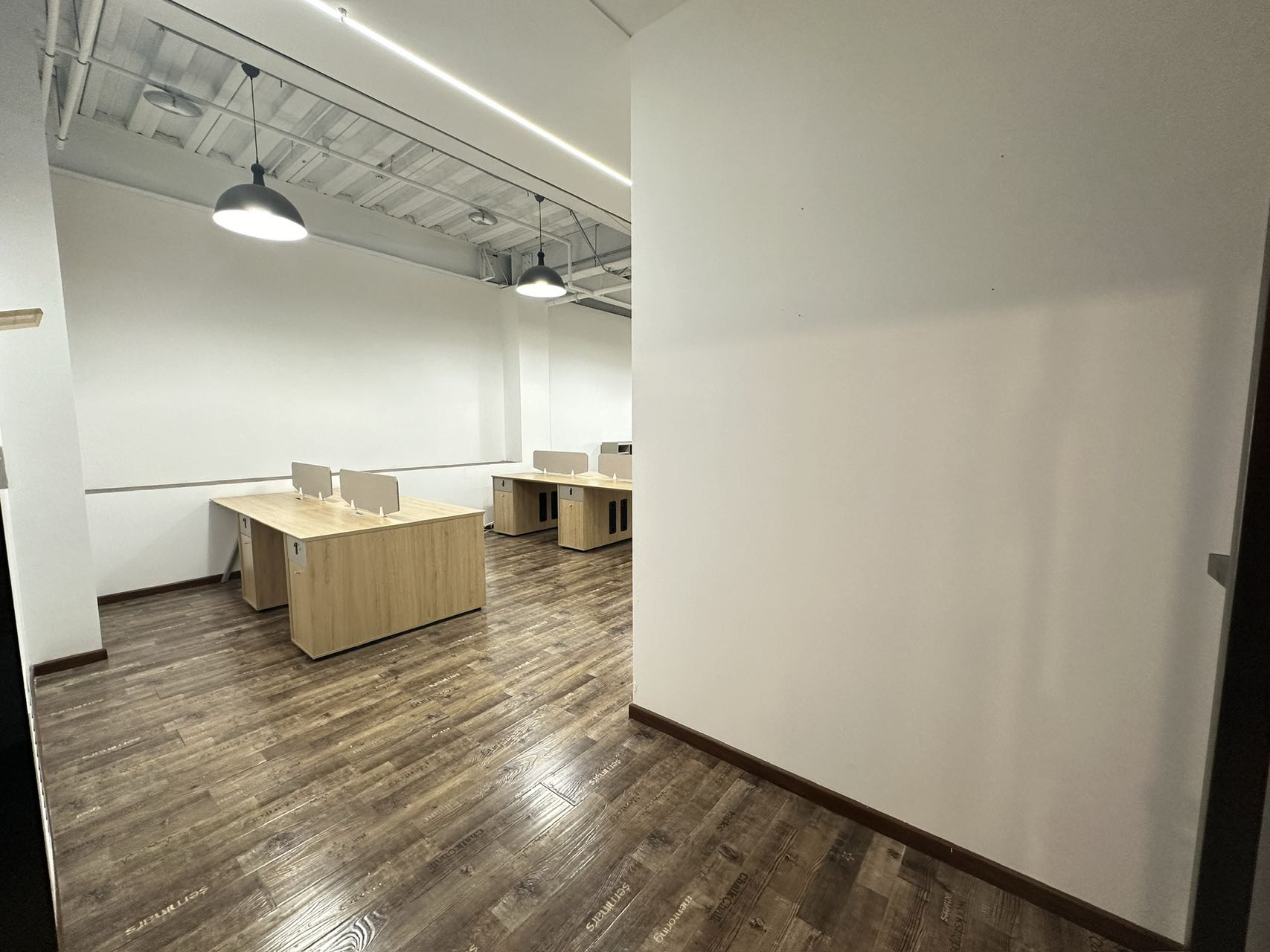 锦珑文创园255平 东向采光 地铁7号线