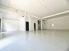 管庄双桥230平独立门头 独层影棚遗留装修 - 缩略图 2