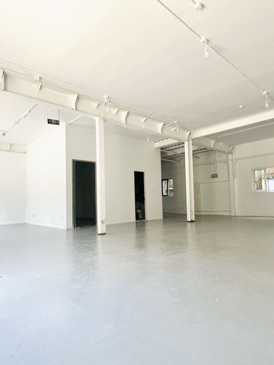 推荐长隆文创园230平独立门头