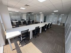 亦庄地铁口，我找到了420平光之办公室 - 缩略图 17