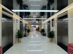 230㎡近使馆区，价格可谈正对电梯 - 缩略图 21