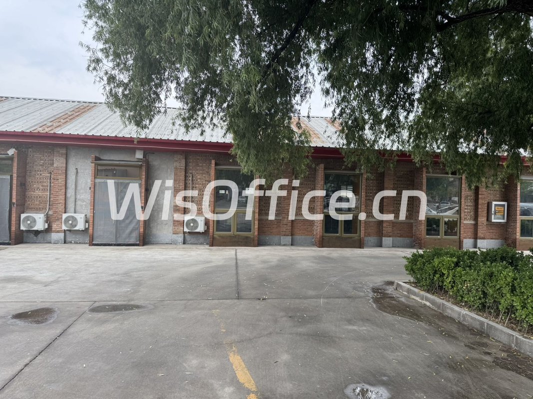 双桥老厂房变身艺术办公区，带厨房高4米空间 - 首图