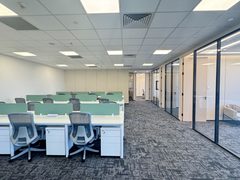 IFC 357平双面采光定制空间 - 缩略图 6