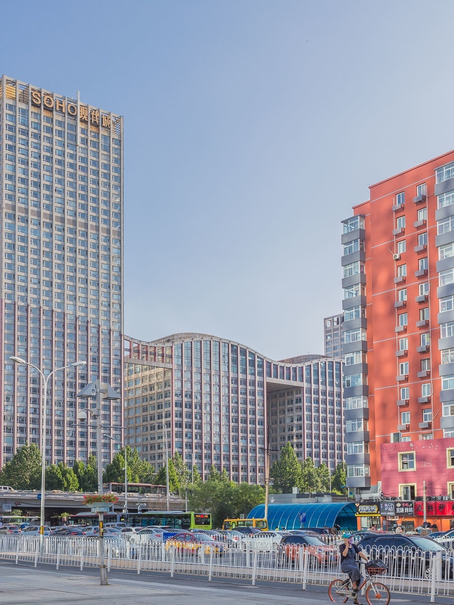 真房｜SOHO现代城｜100-500平｜无价｜概念革新地标