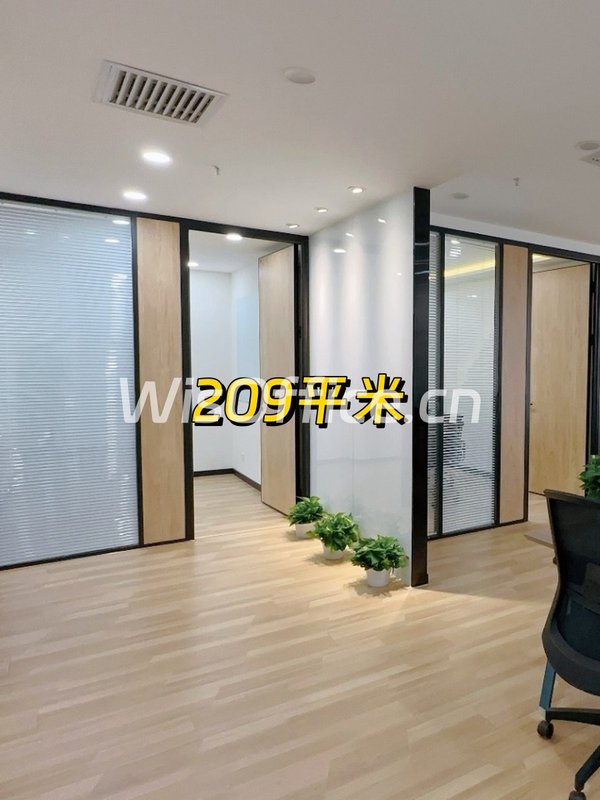 SOHO现代城200平精装带家具地铁上盖 - 首图