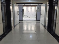 大望路SOHO现代城238平正对电梯 - 缩略图 2