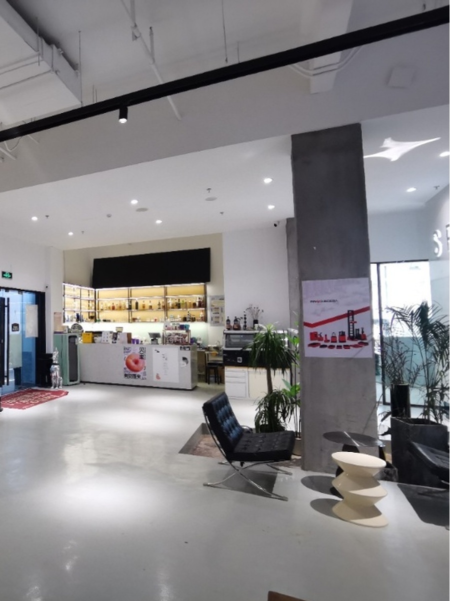 给团队团队的东城区办公室，找到了