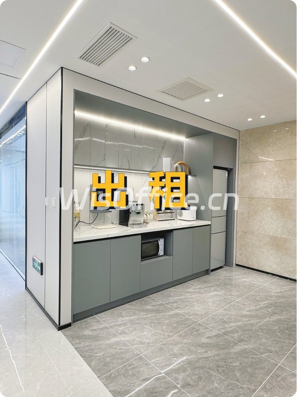 地铁口旁的写字楼，竟藏着通勤秘密？ - 首图