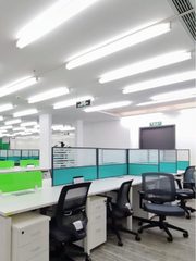 今天来看房，南银大厦的弧形采光太戳我了 - 缩略图 1