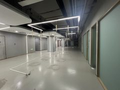 亦庄地标｜827平米办公空间｜舰队式排列 - 缩略图 10