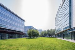 亚奥商圈现房 子拓国际广场 上盖地铁 - 缩略图 3