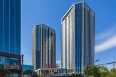 霄云中心现房 13-15工位 国际人文环境 - 缩略图 2