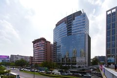 中关村大厦｜10工位精装｜双地铁3分钟 - 缩略图 17