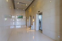 中国红街214平工位区正对走廊 - 缩略图 14