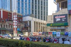 中国红街214平工位区正对走廊 - 缩略图 17