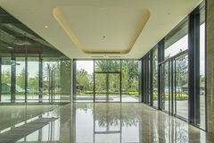 东四环现房1400平 星巴克711配套 - 缩略图 5