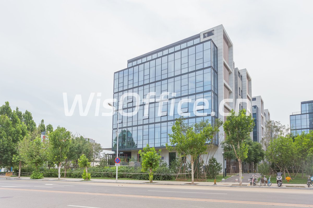 宏远临空总部港